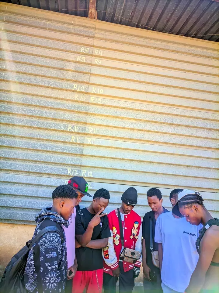 $UNGANDIBERE
